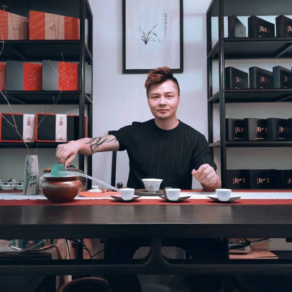 崴航（天津）物流服務(wù)有限公司經(jīng)理  王坤燦