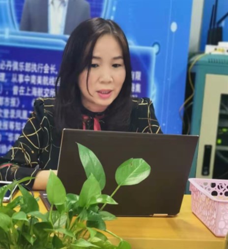  Austong Global Pty Ltd 鄧忠（Shelly Deng）