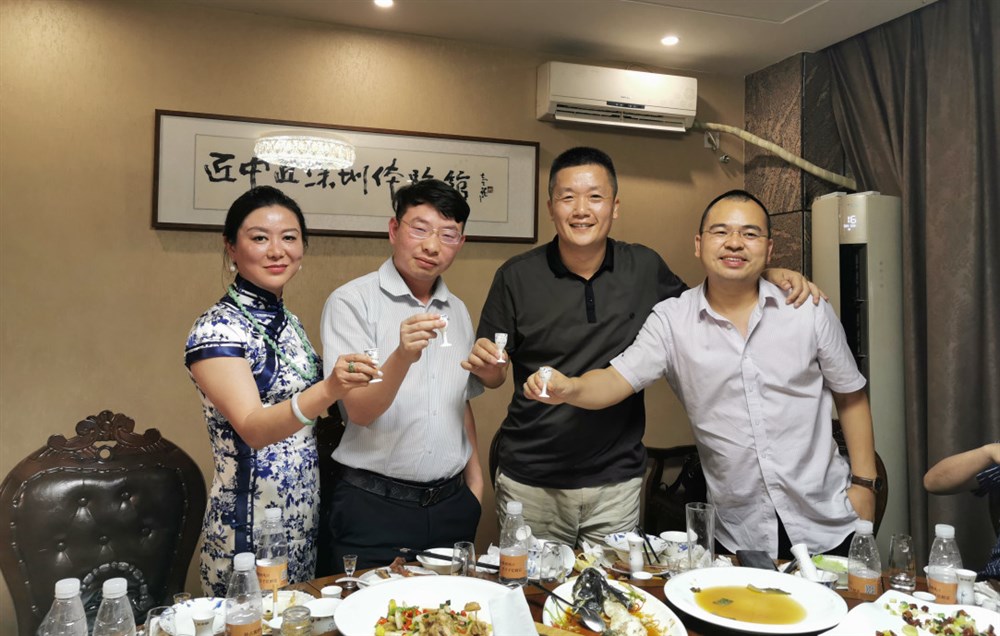 左起：江琳琳、林小舌、楊亦強和張桅
