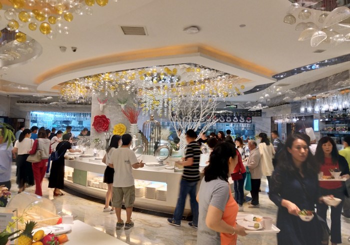 深圳堂會(huì )豐富的自助餐，想吃什么的