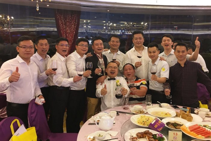 熱烈祝賀甲必丹俱樂(lè )部2018春茗晚會(huì )順利召開(kāi)